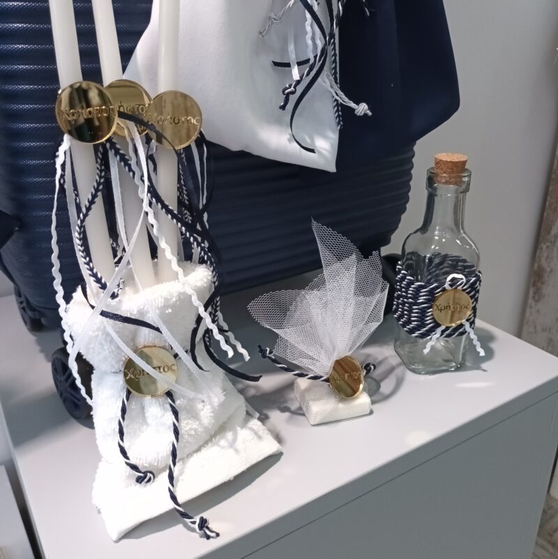 Βαπτιστικό σετ με μονόγραμμα σε χρυσό Plexiglass - Image 4