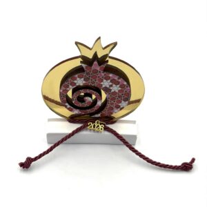 Επιτραπέζιο γούρι ρόδι από ξύλο και χρυσό πλεξιγκλάς