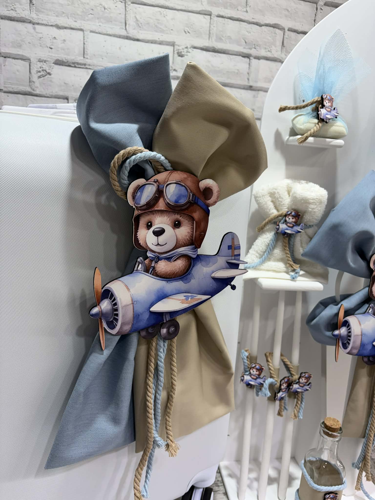 Βαπτιστικό σετ για αγόρι με θέμα αρκουδάκι αεροπλάνο - Image 2